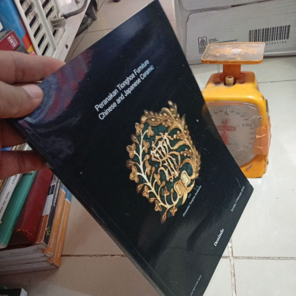 Peranakan Tionghoa Furniture Chinese and Japanese Ceramic Denindo