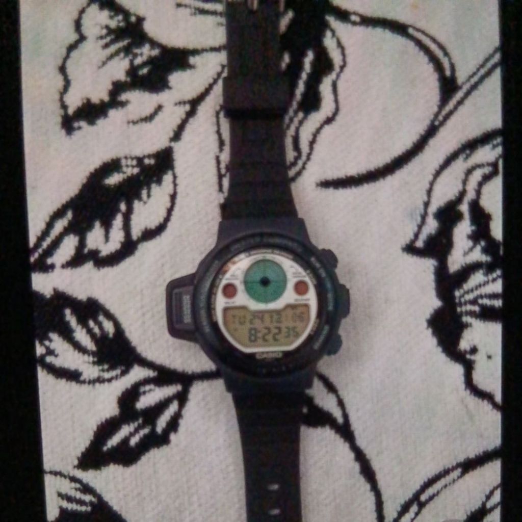 casio cpw 310 & casio bp 120 yellow button