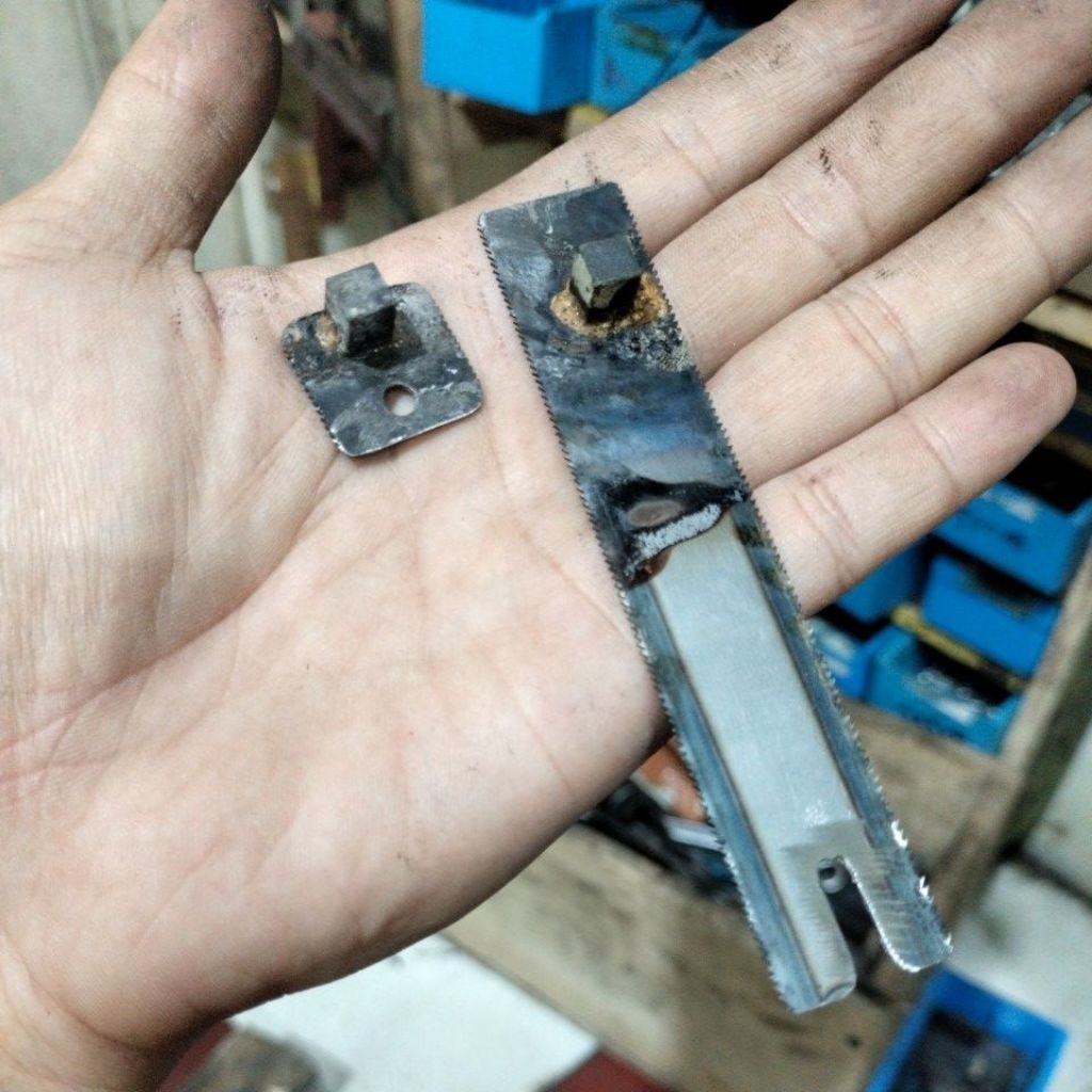 platina baja Widia Anti lengket ukuran baja Widia 5*5*8mm super awet