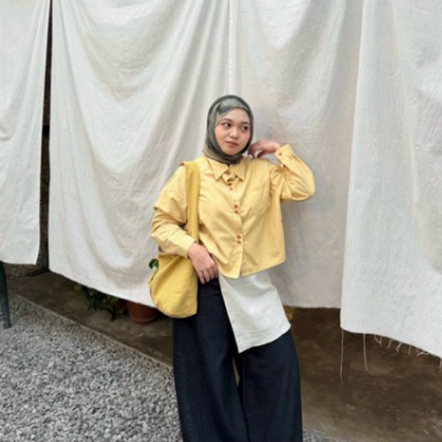 [preloved] kemeja soft yellow