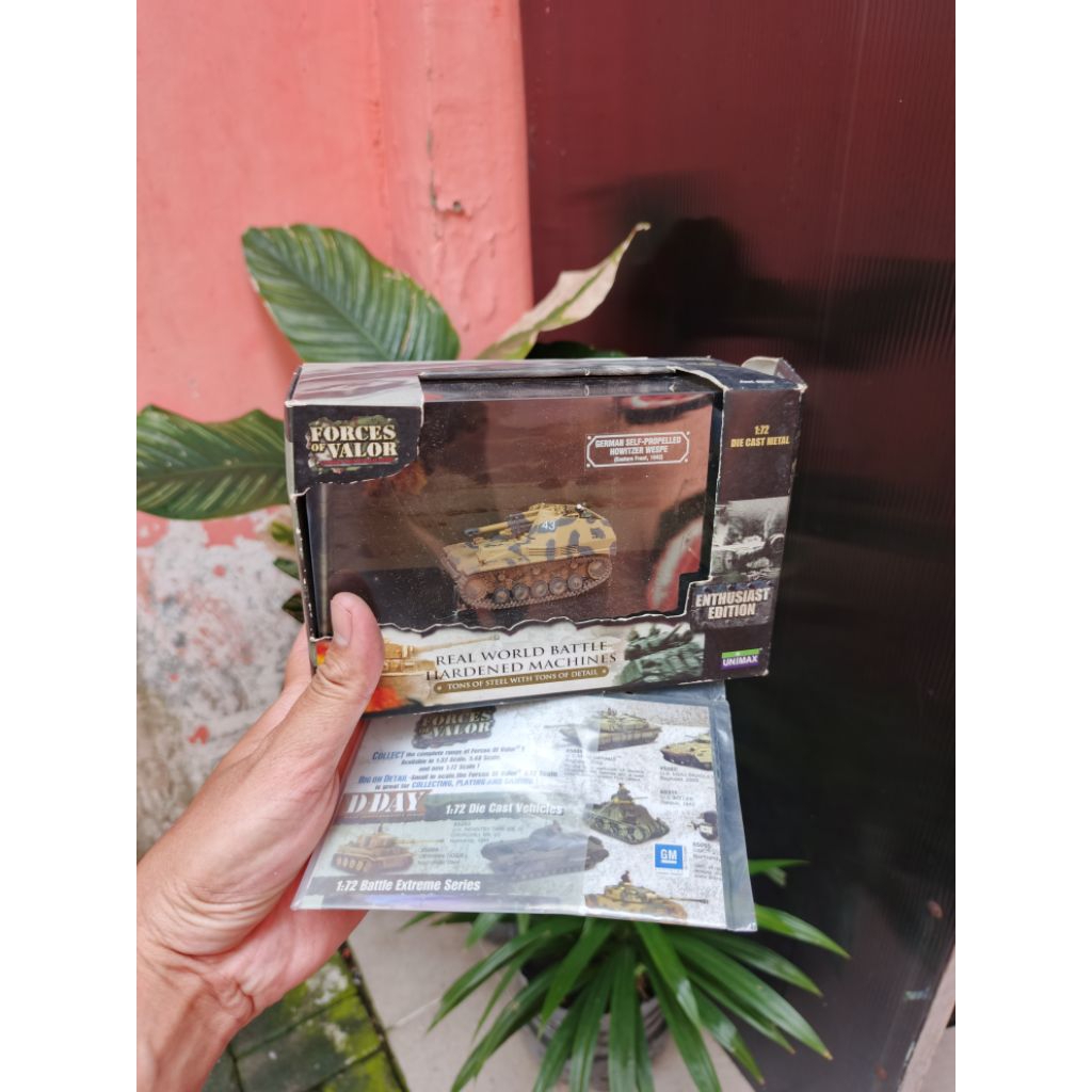 Diecast UNIMAX FORCES OF VALOR 1:72 GERMAN WESPE SP HOWITZER E. FRONT 1943 NO.85058 FOV Tank Army Mi