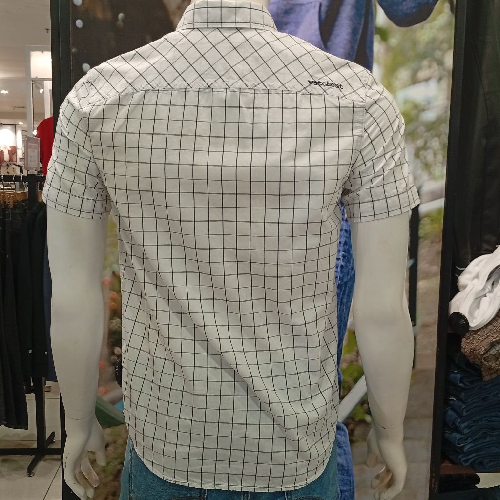 KEMEJA PRIA WATCHOUT LENGAN PENDEK SLIMFIT WATCHOUT JEANS
