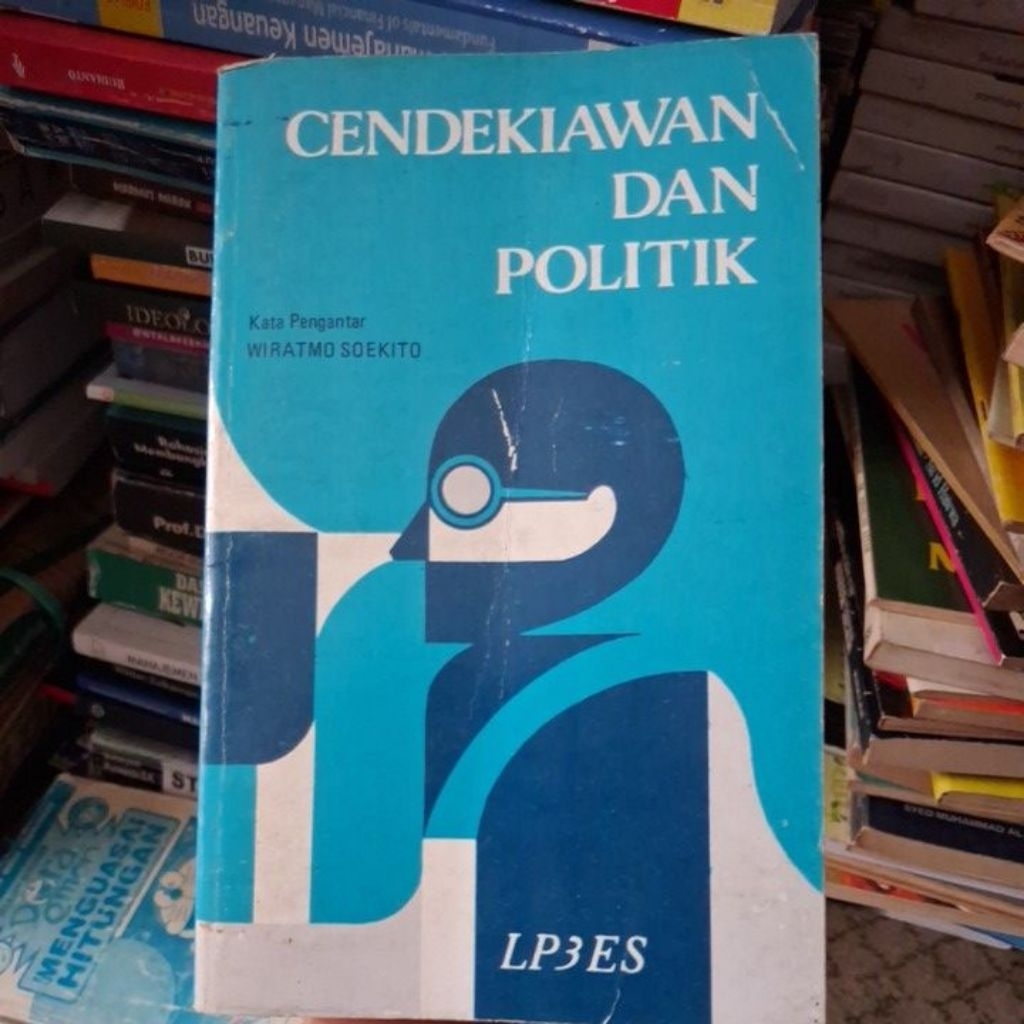 cendekiawan dan politik