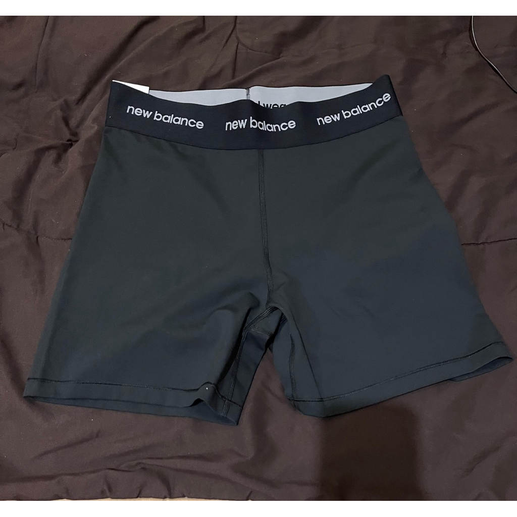 PRELOVED MASIH NEW celana pendek wanita NB SLK HR SH SPO 5in- (WS41182)