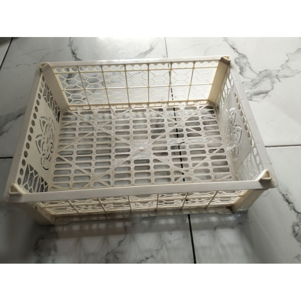 Keranjang Buah Bekas