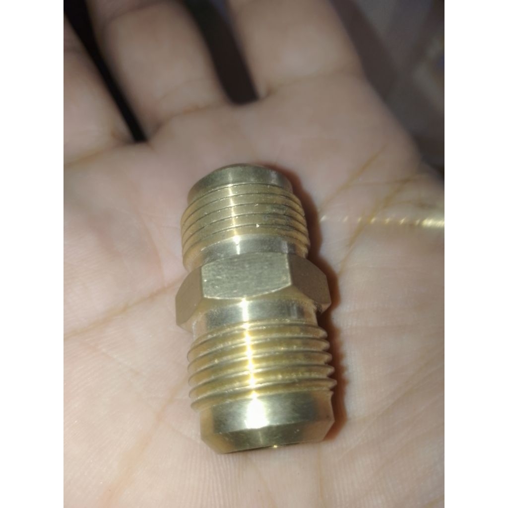 NEPEL TENGAH AC 1/2 NEPEL SAMBUNGAN PIPA AC