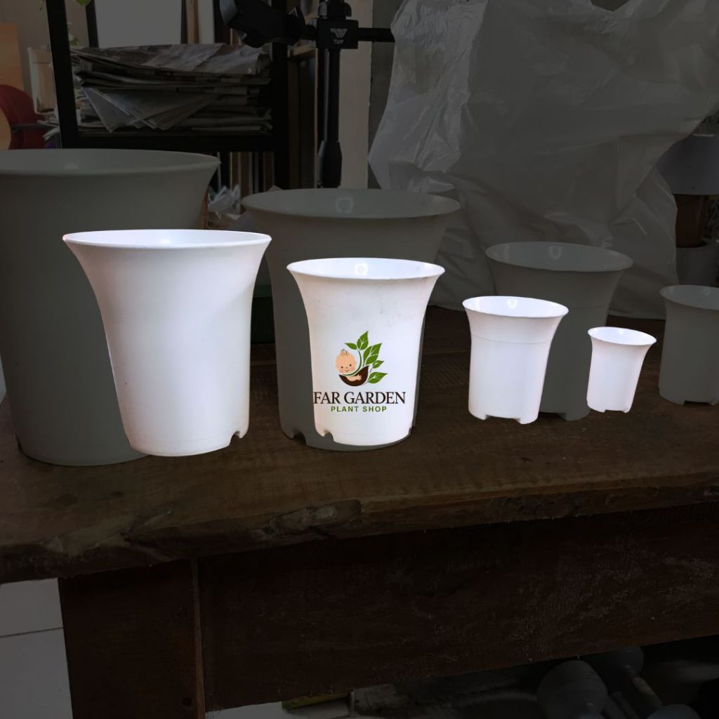 Pot Tanaman Warna Putih Kecil Plastik NKT SANSE