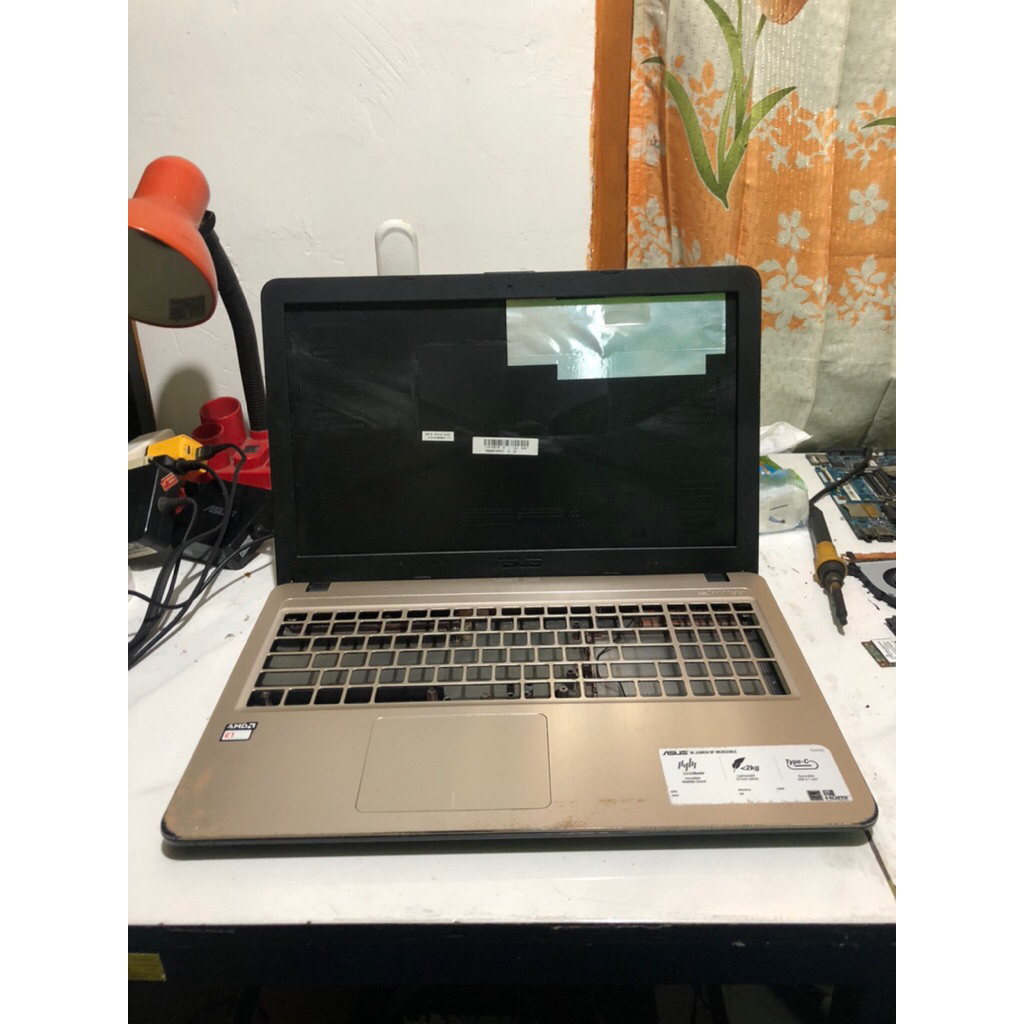 CASING ASUS X540L BAGUS