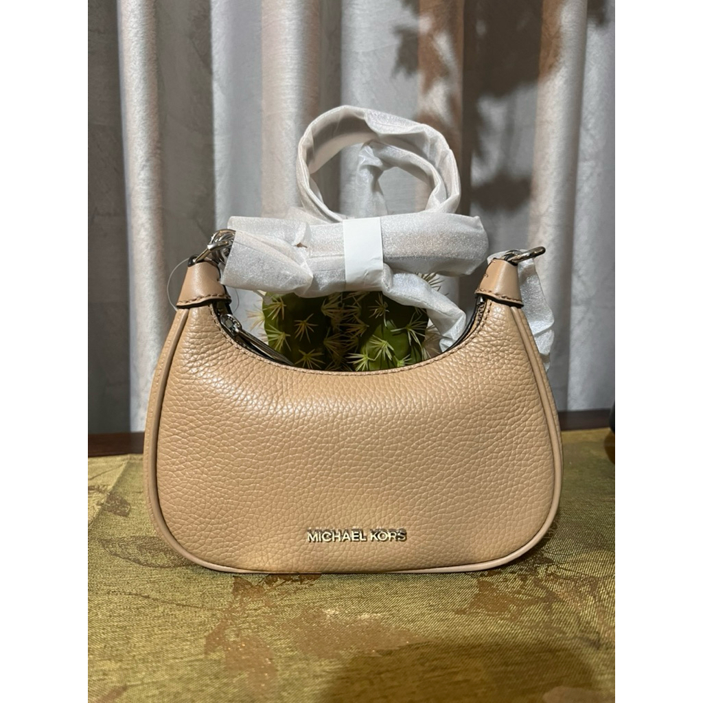 MK CoRa Camel Mini Zip Puchete
