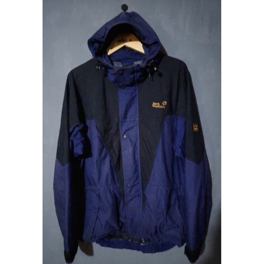 jws texapore gorpcore