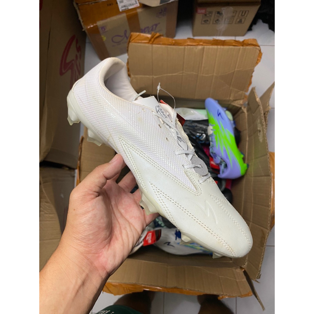 Sepatu Bola Specs Lightspeed 3 Elite FG