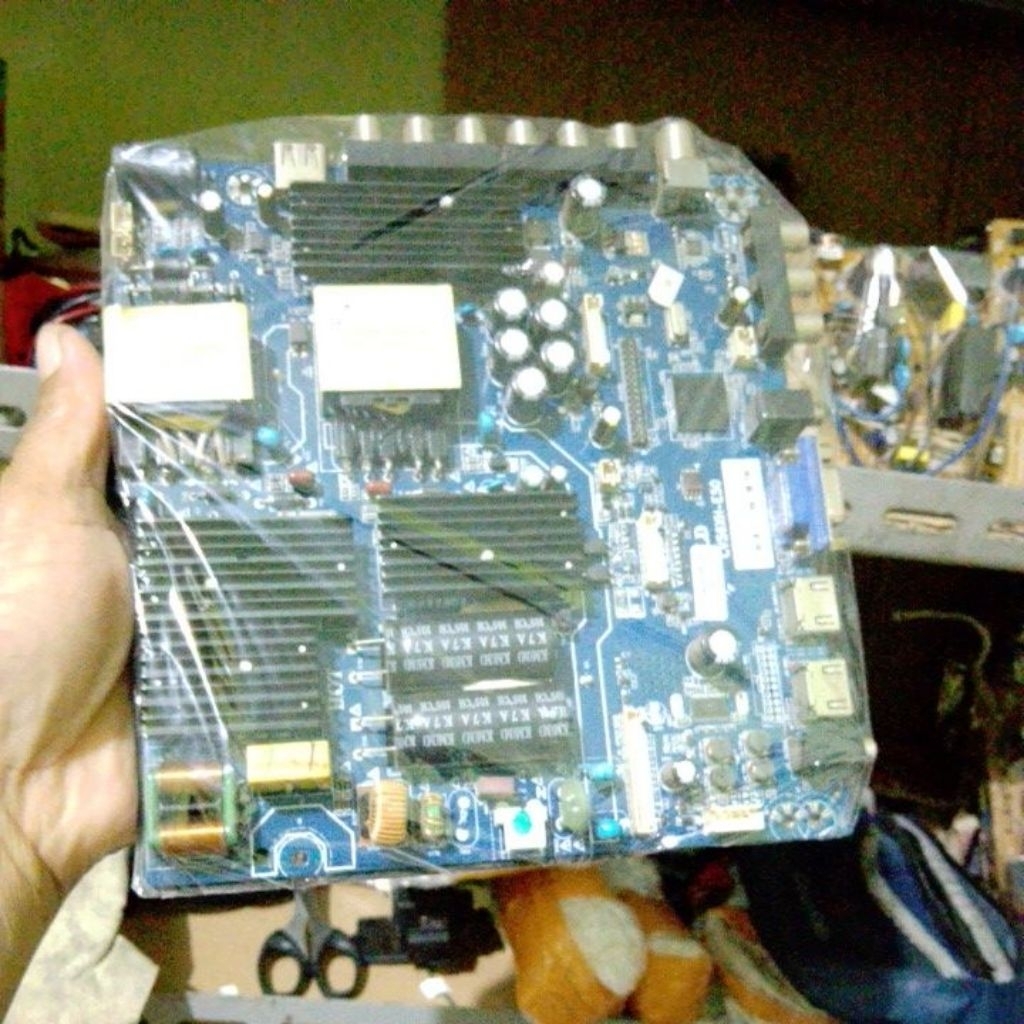 Mainboard MB mobo TV LED Polytron model PLD 40B8850W 40B8850