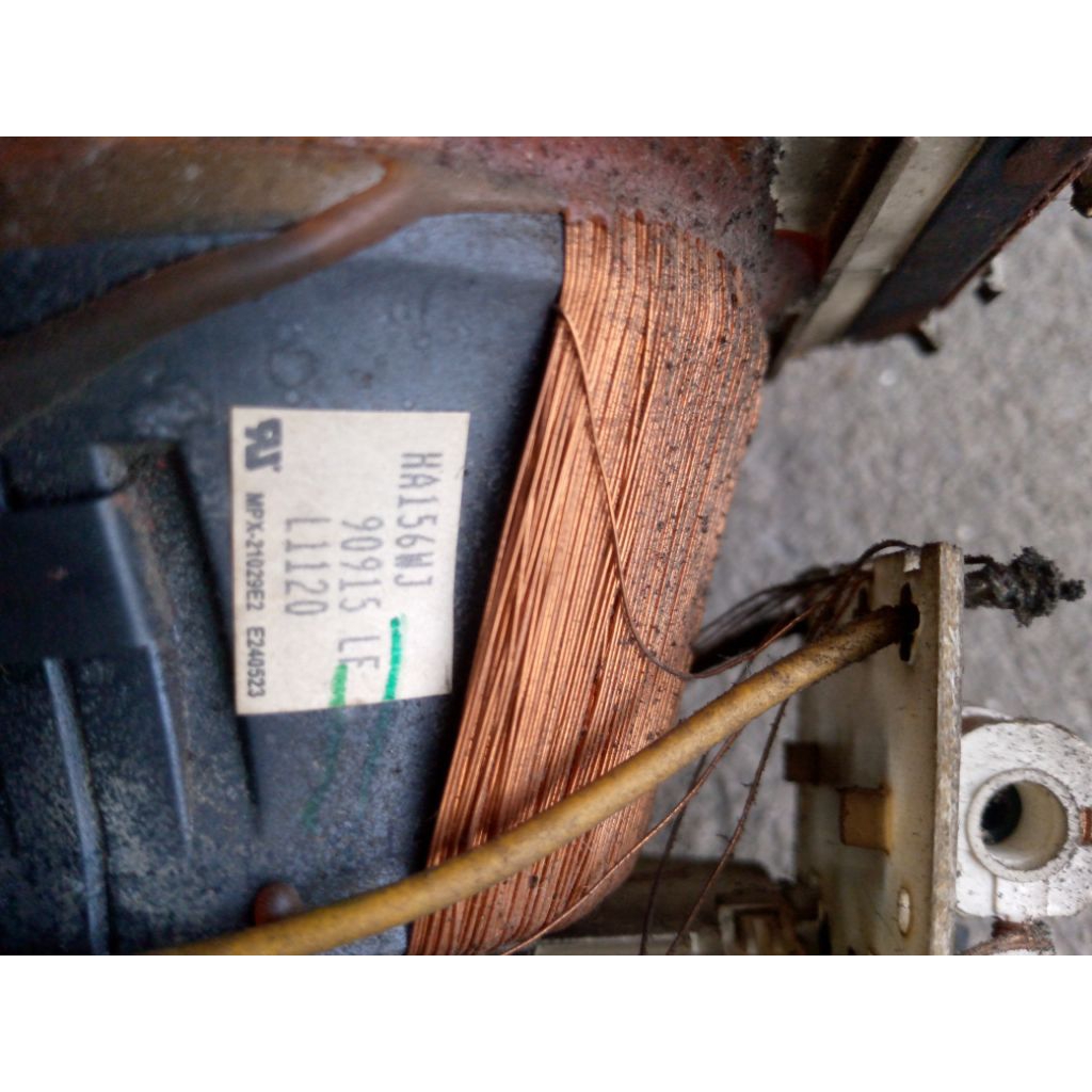 Yoke, konde TV tabung flat 21inc merk sharp, normal