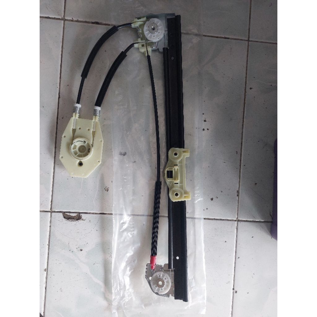 REGULATOR WINDOW BMW E39 BELAKANG KIRI