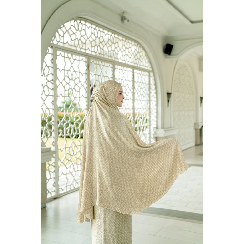 As is Buttonscarves Tapis Prayer Robe Tan