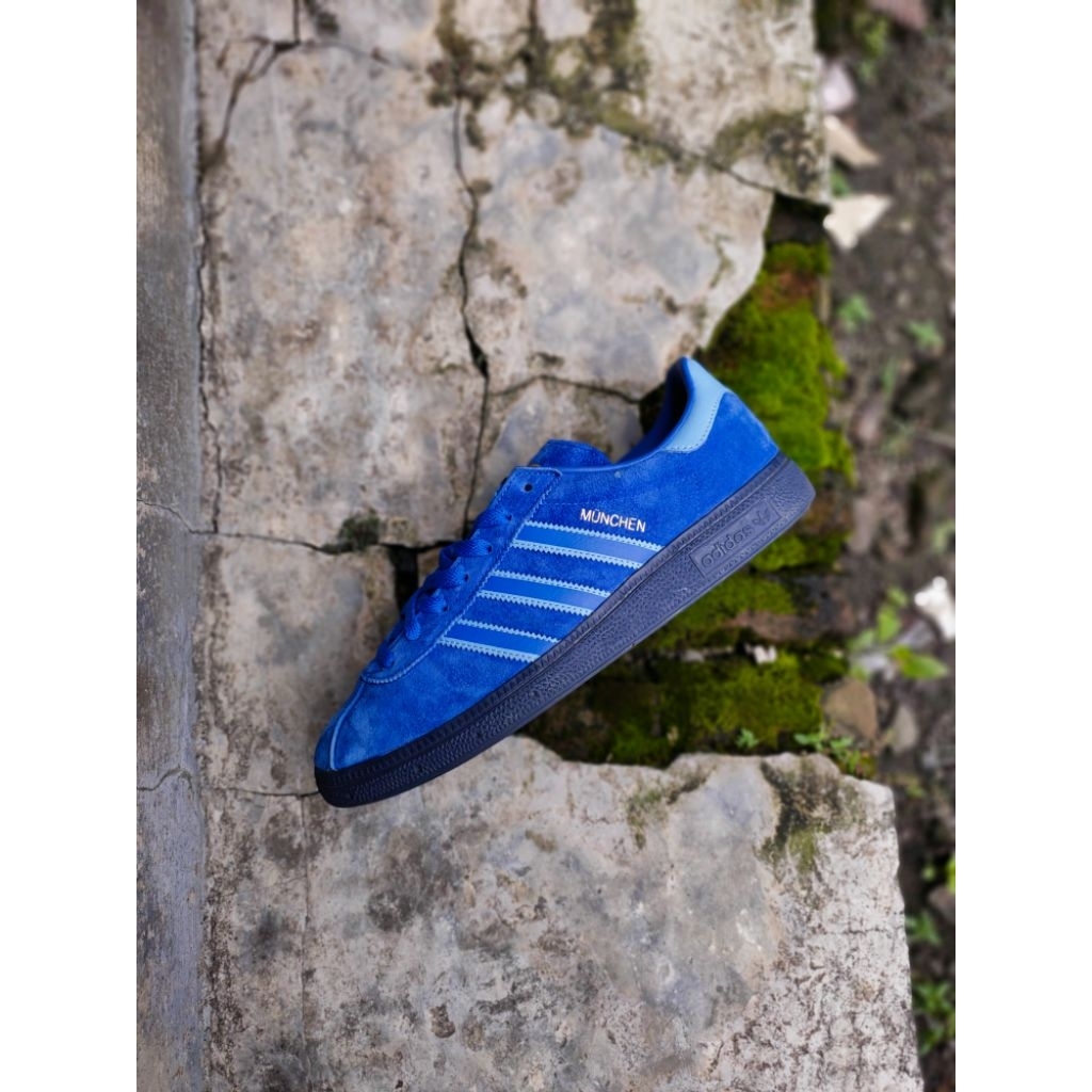 MUNCHEN BLUE PARADISE