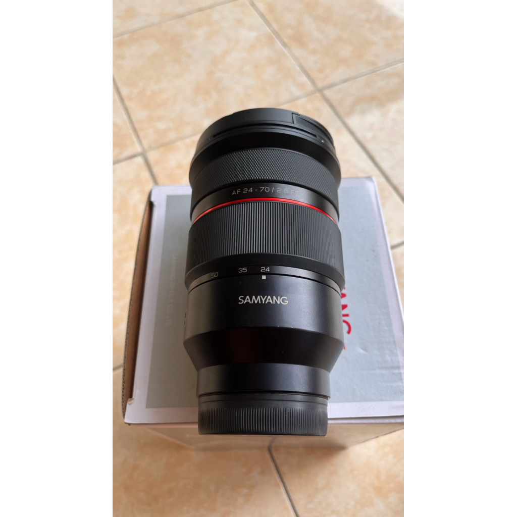 Lensa Samyang 24-70mm f2.8