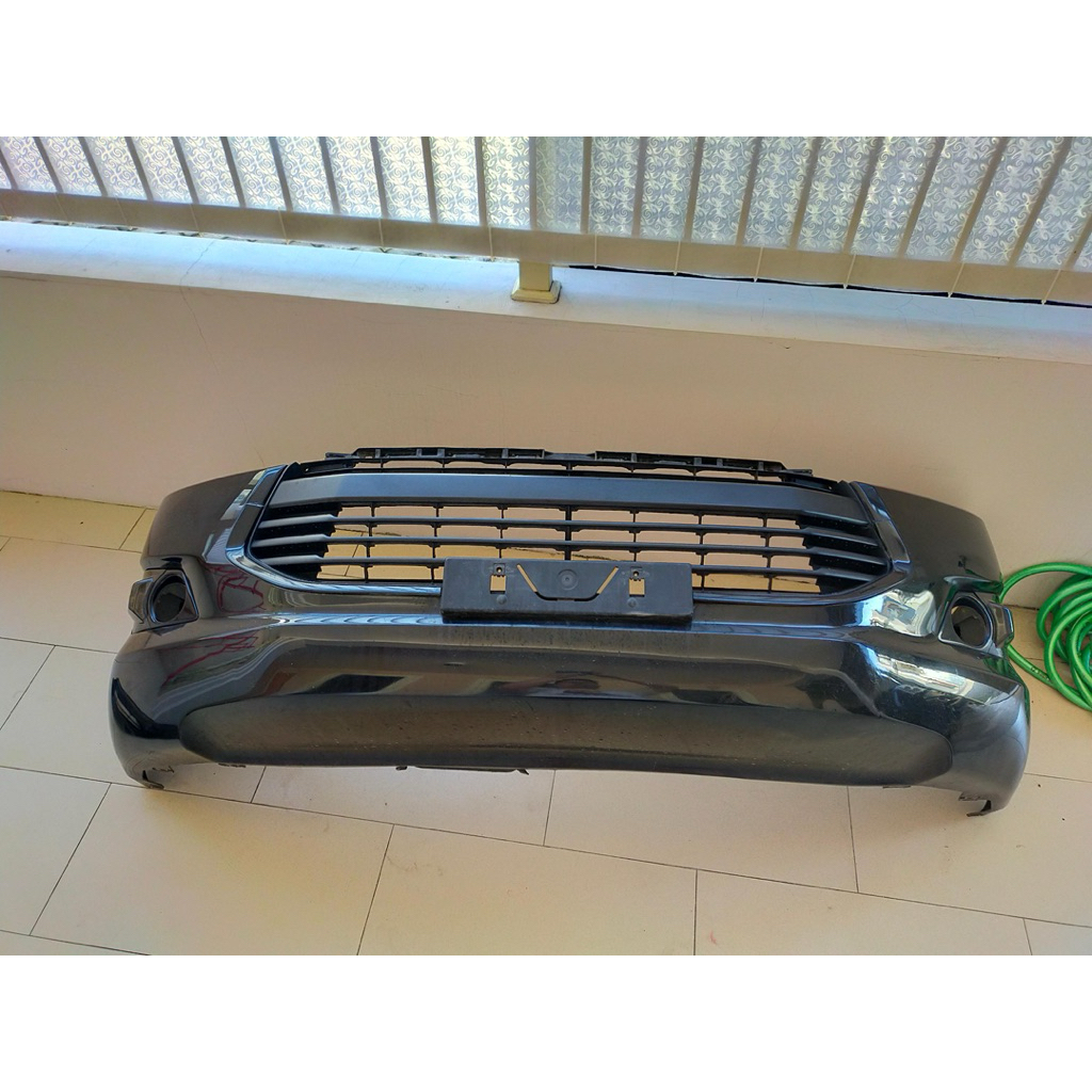 Bumper ori innova reborn 2018