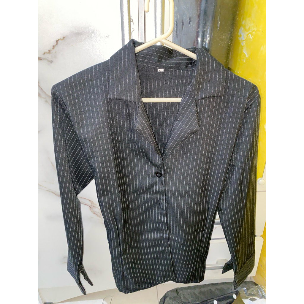 PRELOVED Esme Blazer Fitted Stripe Shirt hitam