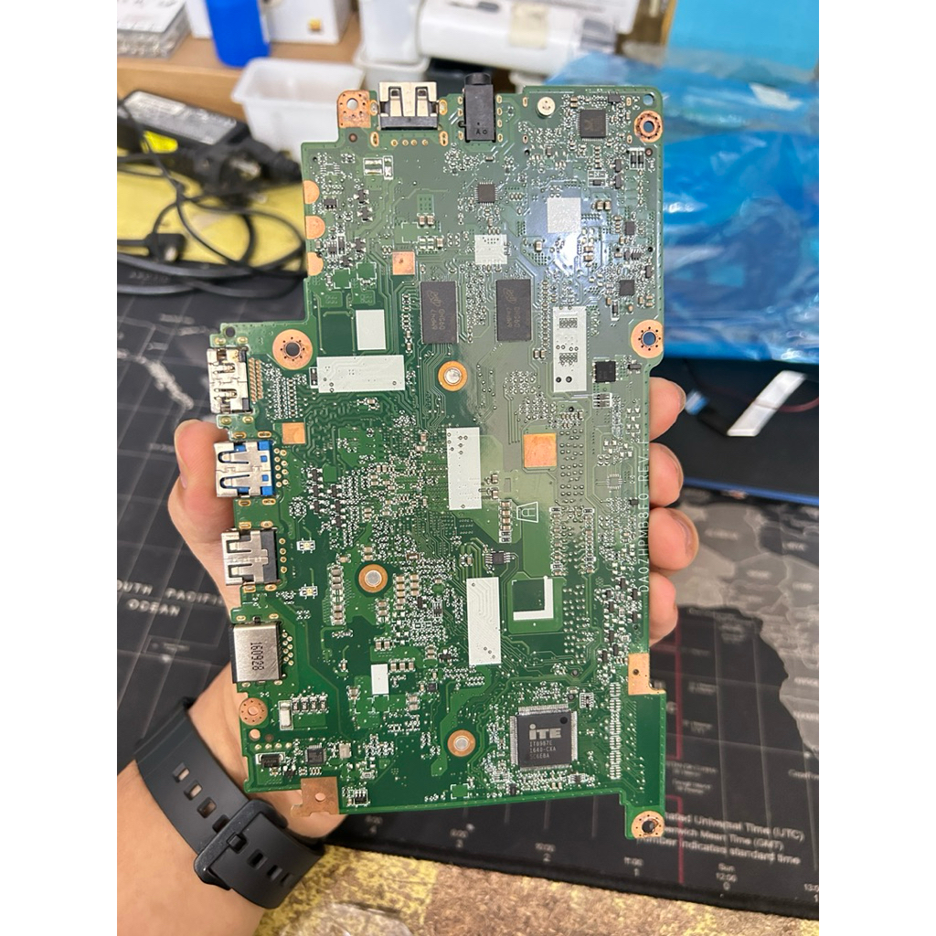 mainboard mobo motherboard Acer ES1 132 Intel Normal