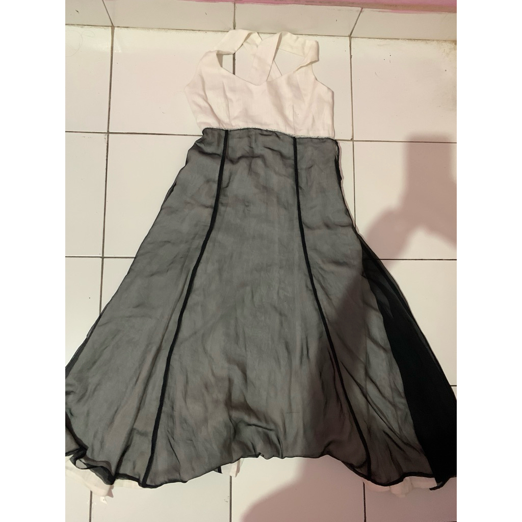 PRELOVED dress/gaun pesta wanita