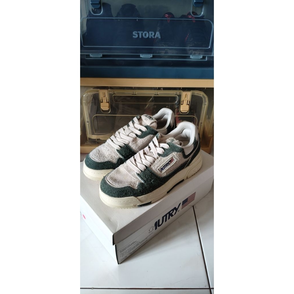 SEPATU SNEAKERS AUTRY CLC