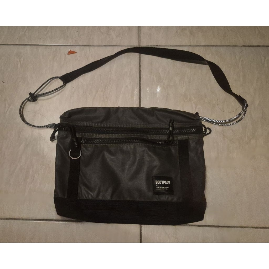 Tas Selempang Bodypack