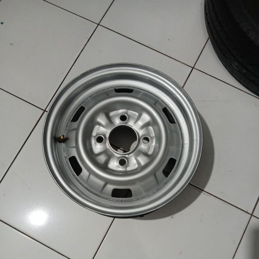 kaleng ring 13 pcd 4x110