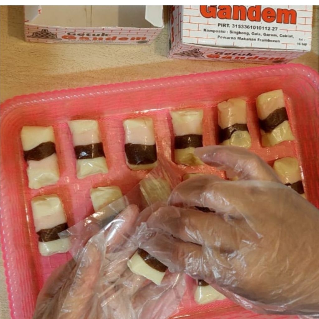 asli getuk trio aroma warna dan rasa makanan khas magelang  langsung pabrik kue tradisional getuk tr