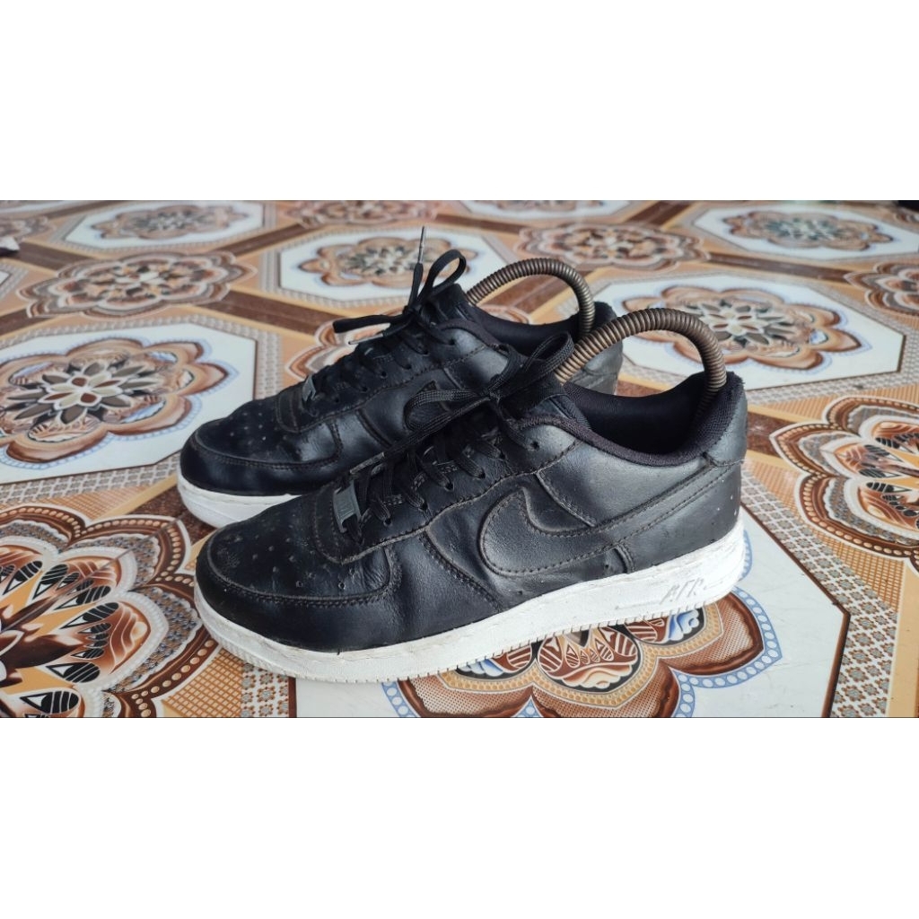 Sepatu second kulit pria 38