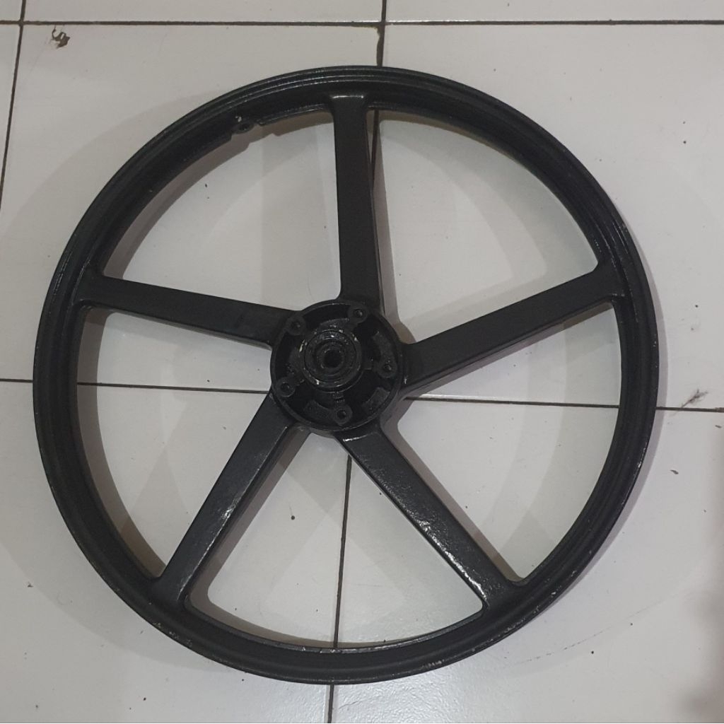 velg racing copy moto1 model honda sonic 125RS ring 17 x 120