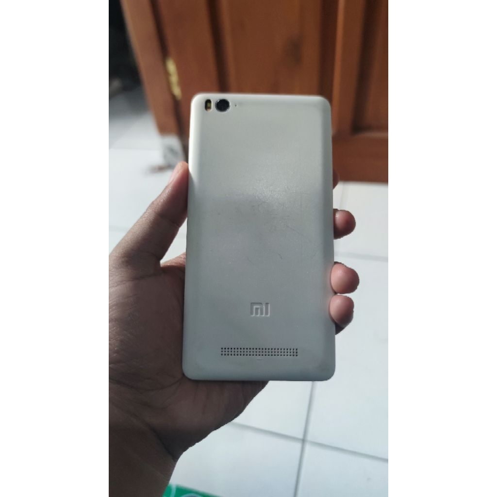 Mi4c putih bekas