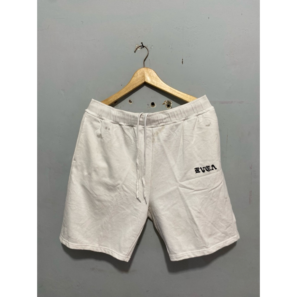 celana pendek sweatshort Rvca