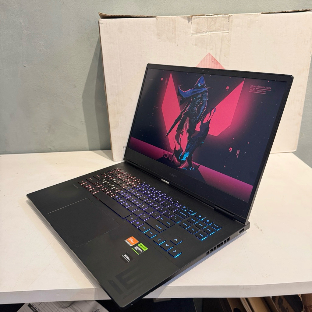 Laptop Gaming HP OMEN 16 Ryzen 9 7940 RTX 4070