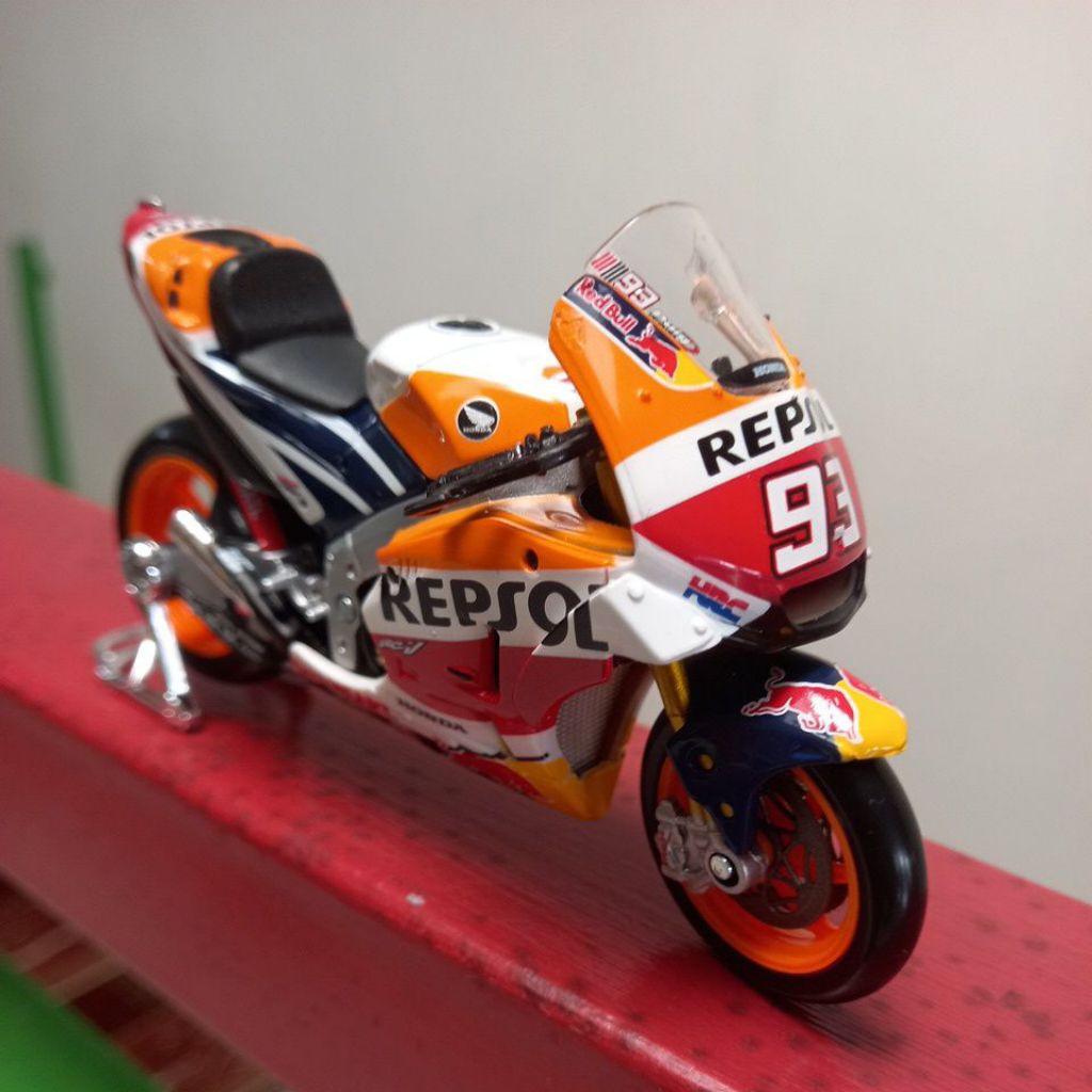 diecast miniatur motogp honda repsol 1:18