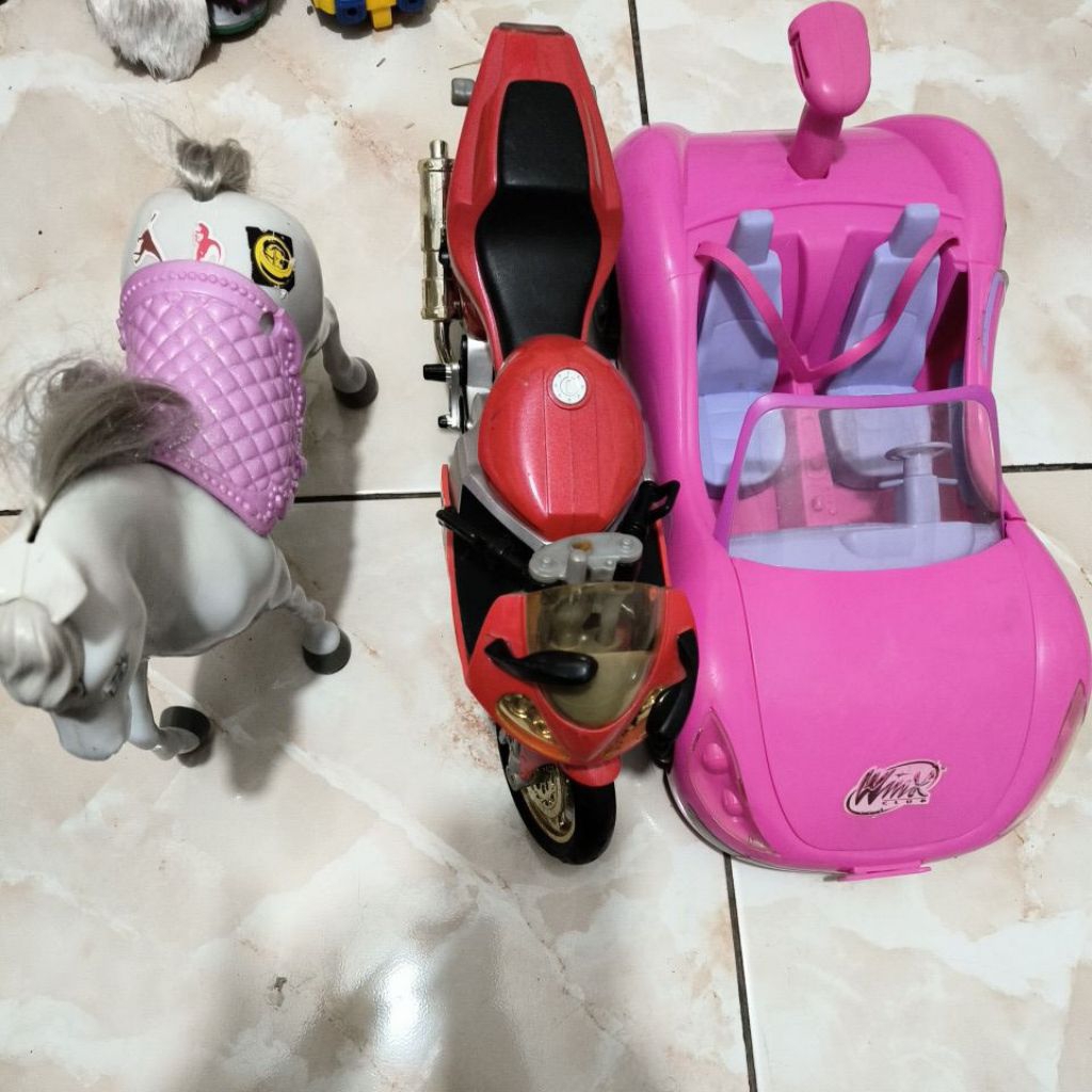mainan anak diorama Barbie Mattel