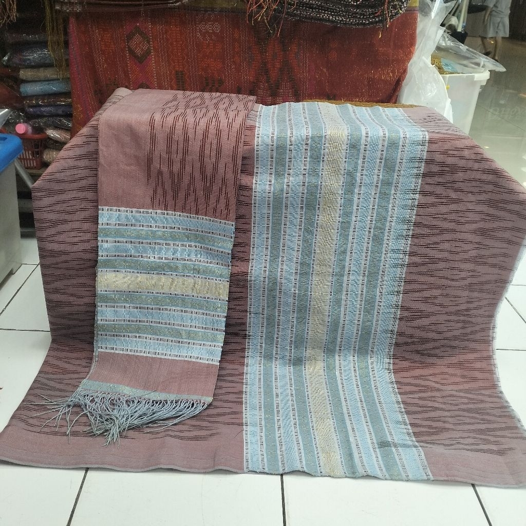 SARUNG+SELENDANG PERTAB WARNA COKLAT SUSU.