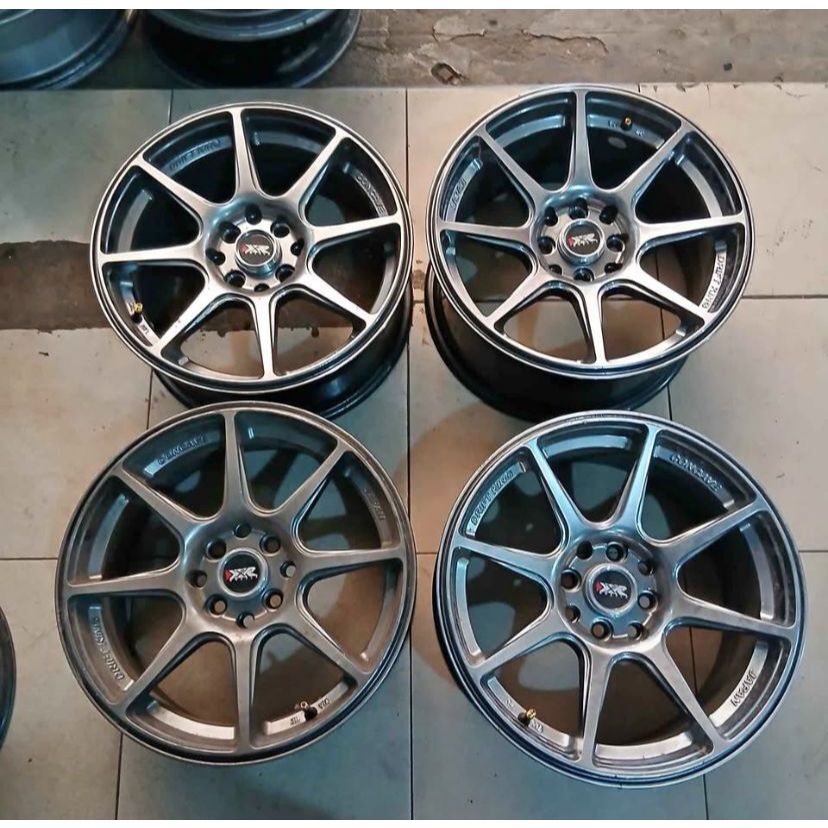 Velg Mobil Bekas XXR Ring 16 lubang 4X114 / 100 cocok JAZZ BRIO MOBILIO BALENO SWIFT DLL
