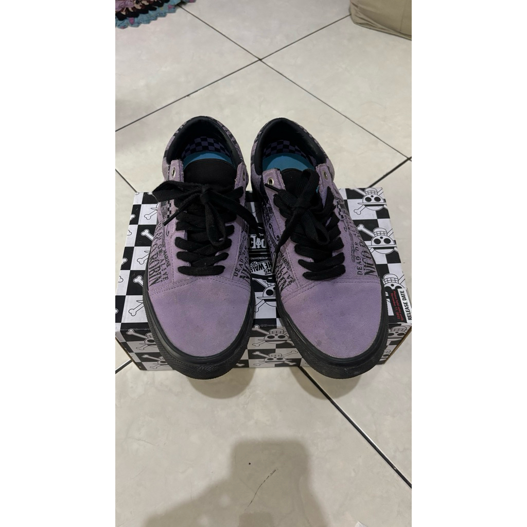 Preloved Sepatu Vans One Piece Wanted Nico Rob