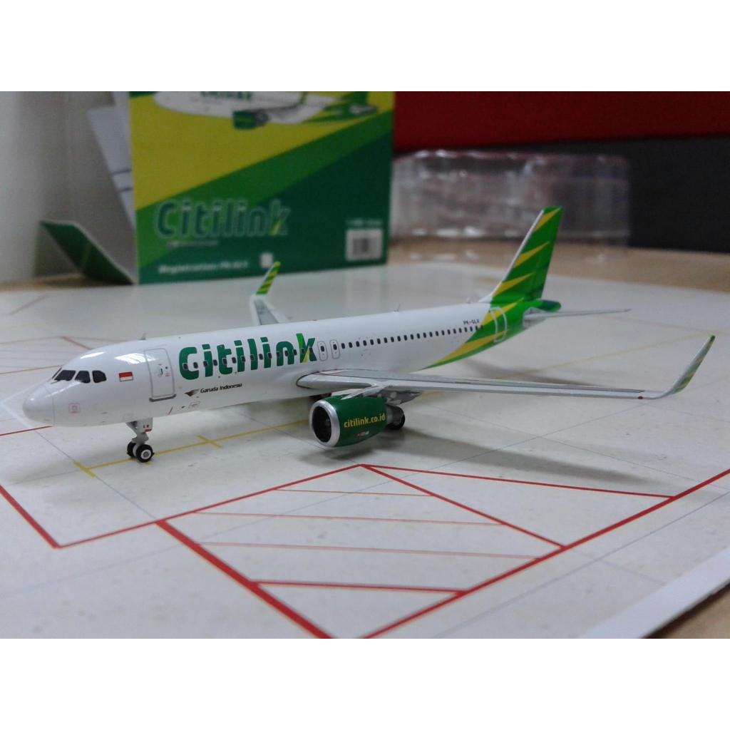 Diecast Pesawat Citilink - Garuda Indonesia Airbus A320-200 PK-GLX Phoenix kondisi mulus skala 1:400
