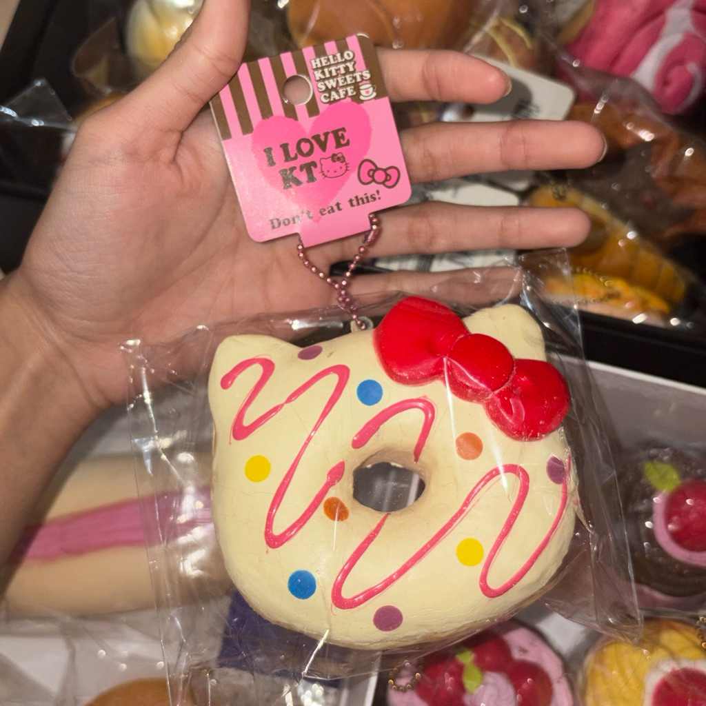 HK donut squishy