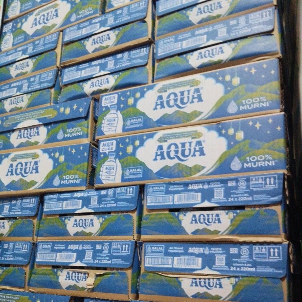 AQUA CUBE AQUA GEMOY 220ML ISI 24 BOTOL 1 DUS