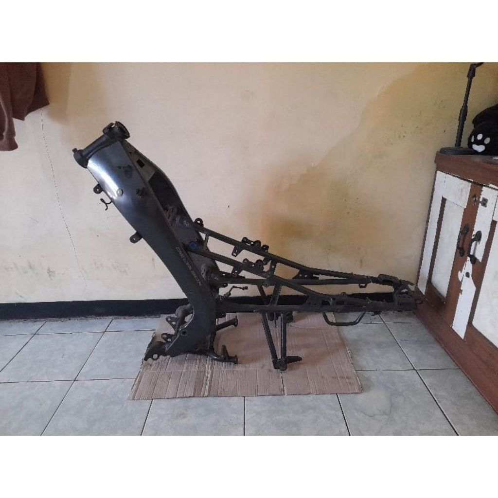 Rangka Vixion old 2008/2012 original copotan