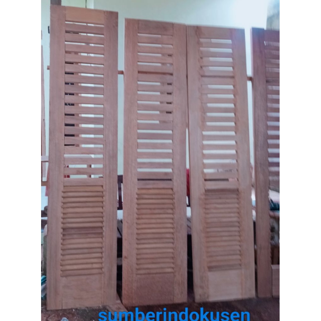 daun pintu kayu merbau