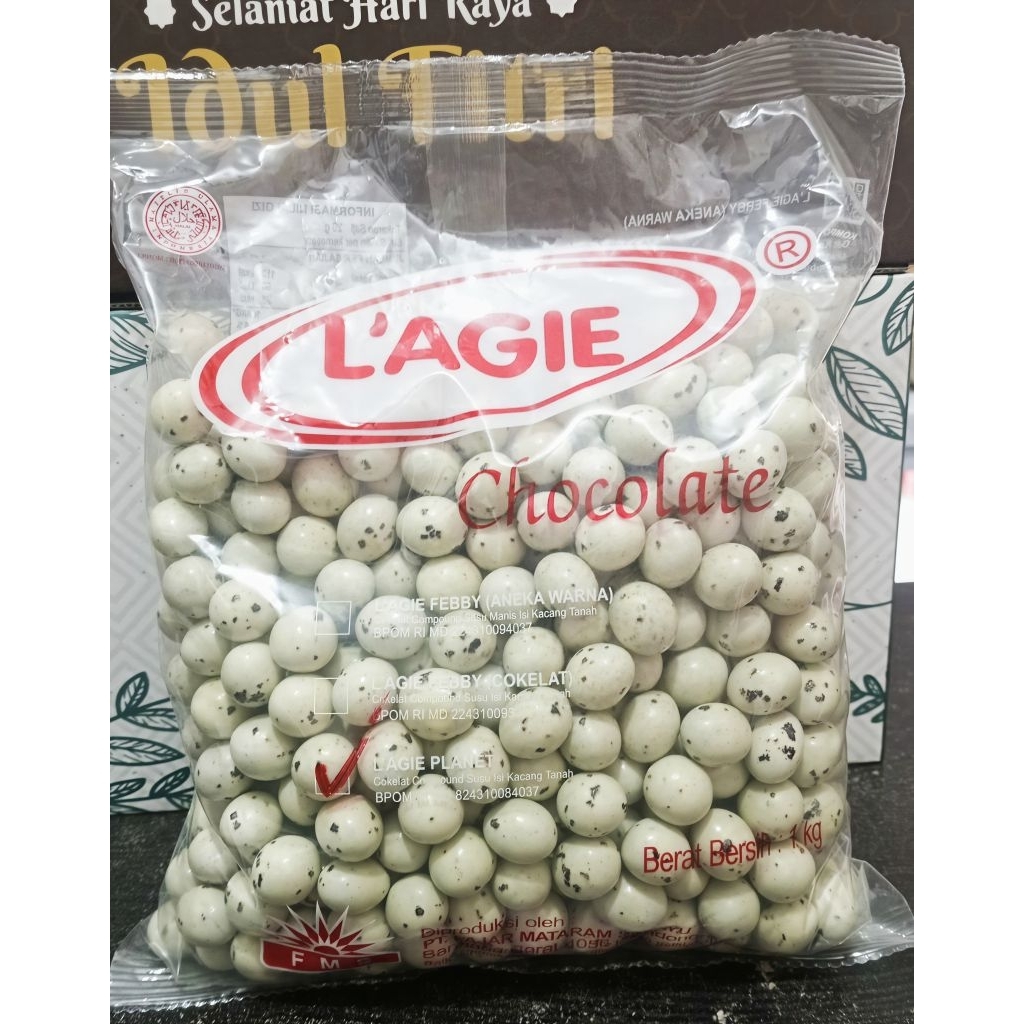 Coklat Lebaran Aneka Rasa (L'Agie, Narabis, Roka)