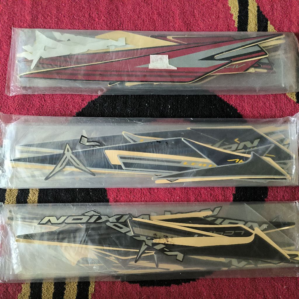 Striping/Lis Body Yamaha Vixion 2017 – Stiker Body Vixion 2017 1 Set Lengkap