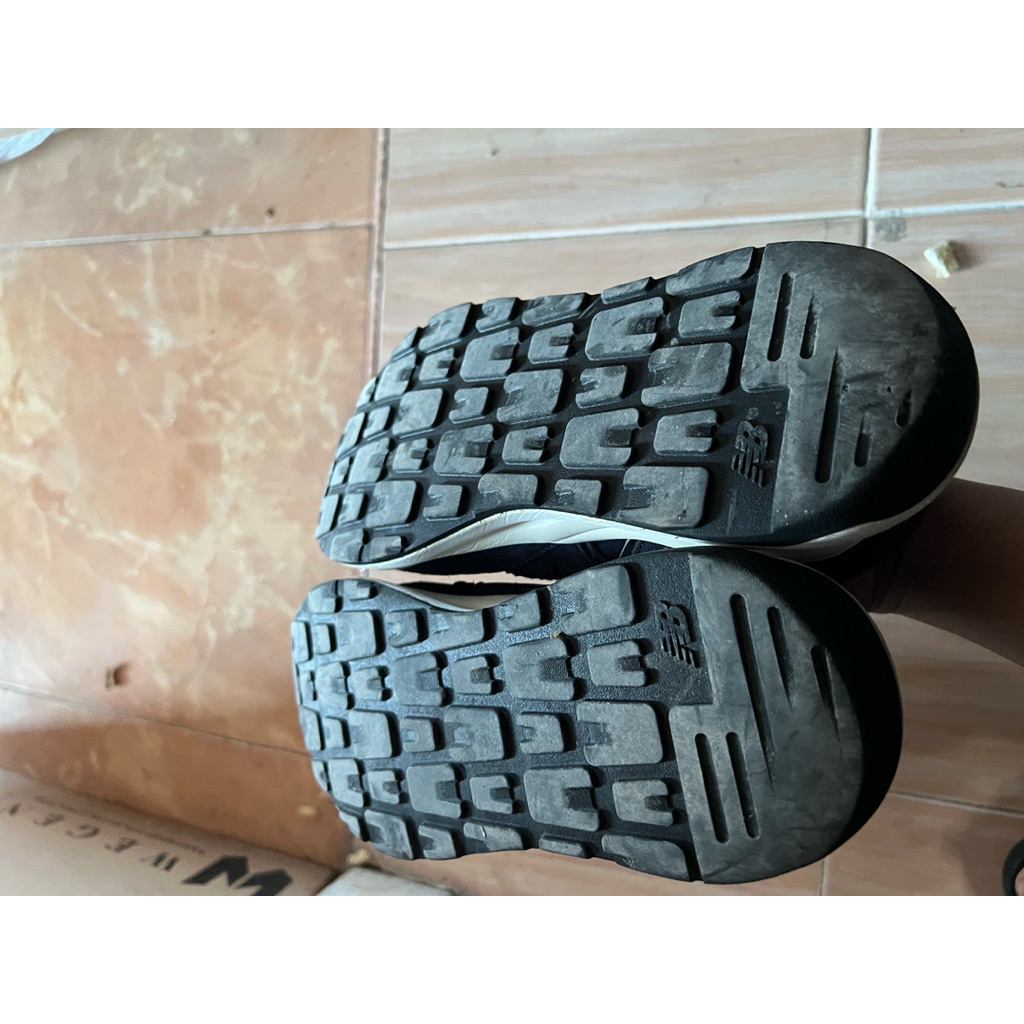 Sepatu NB 57/40 original size 41 (26cm)