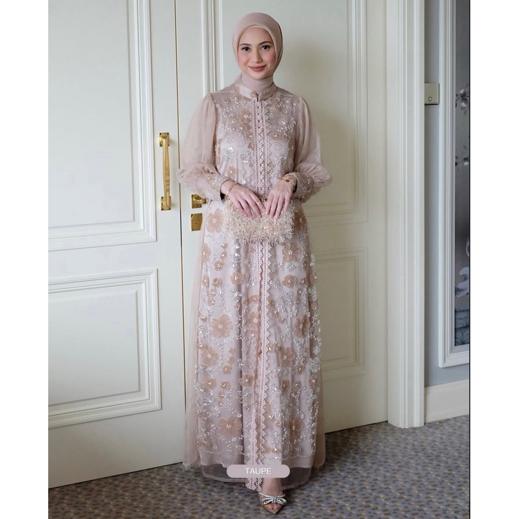 NADINE DRESS SARAH THE LABEL || KIMONO DRESS SARAH THE LABEL