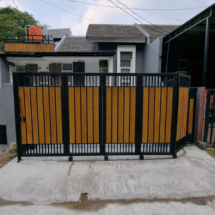 Pagar Rumah Lipat Minimalis Modern Kuat Tahan Air Custom Balkon Teras Outdoor