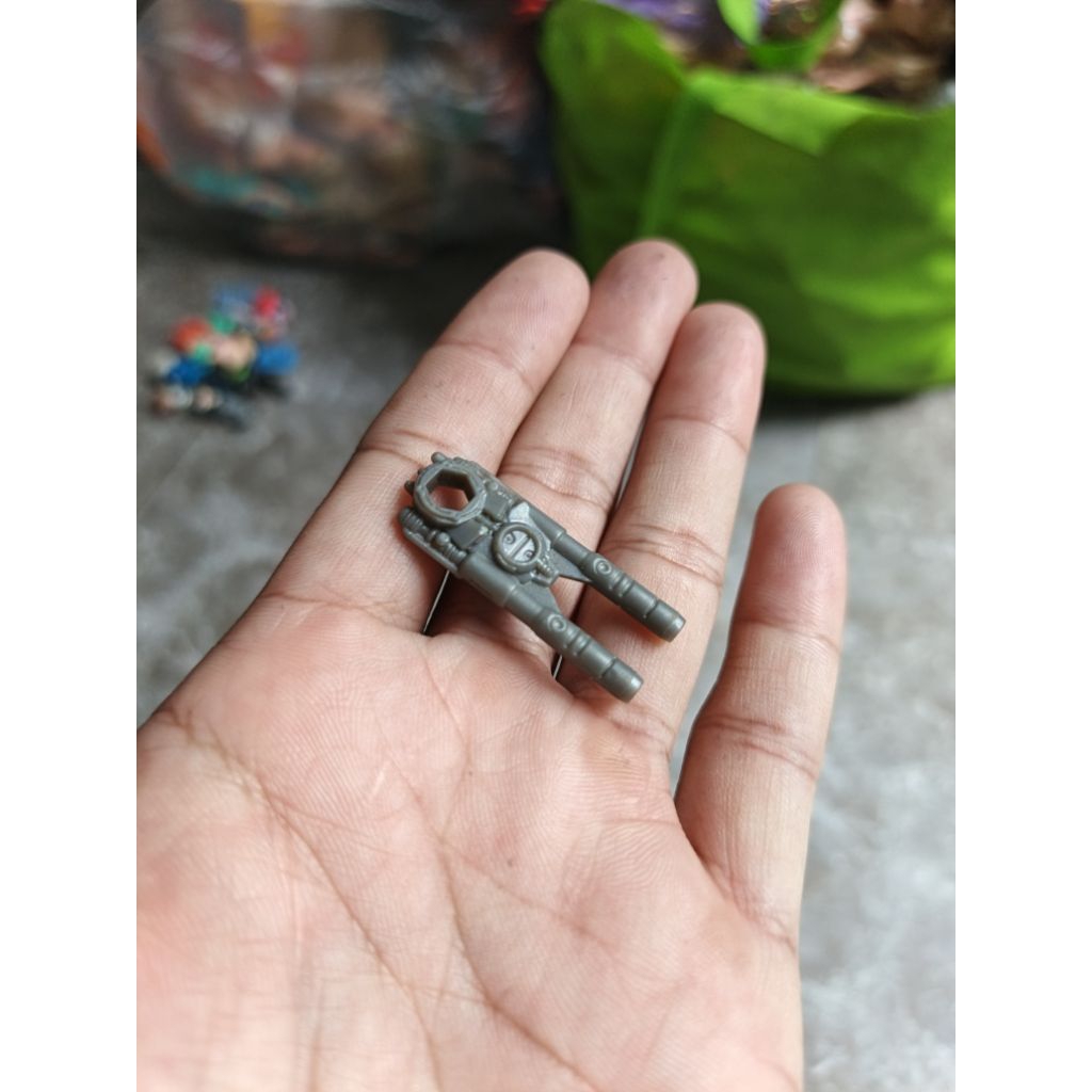 part senjata figure transformers bumblebee deluxe class